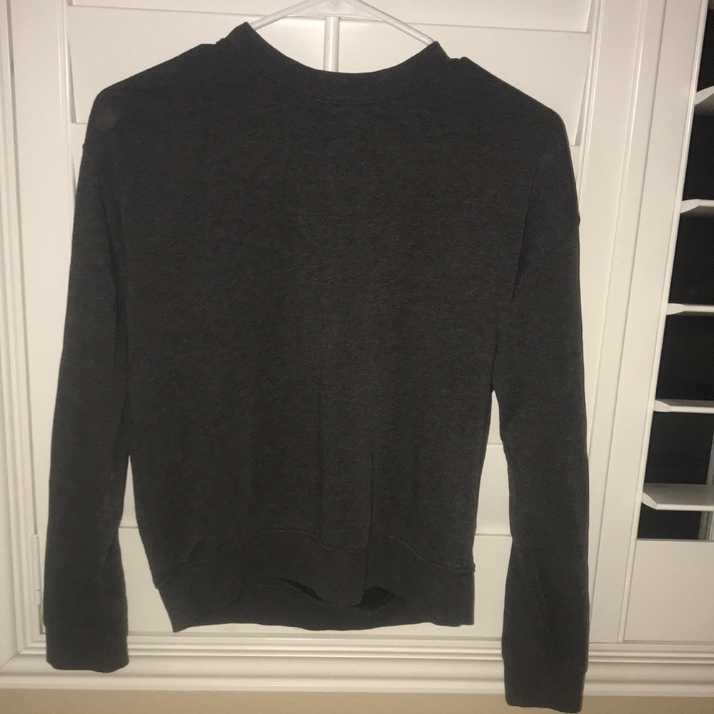 H&M GREY SWEATER